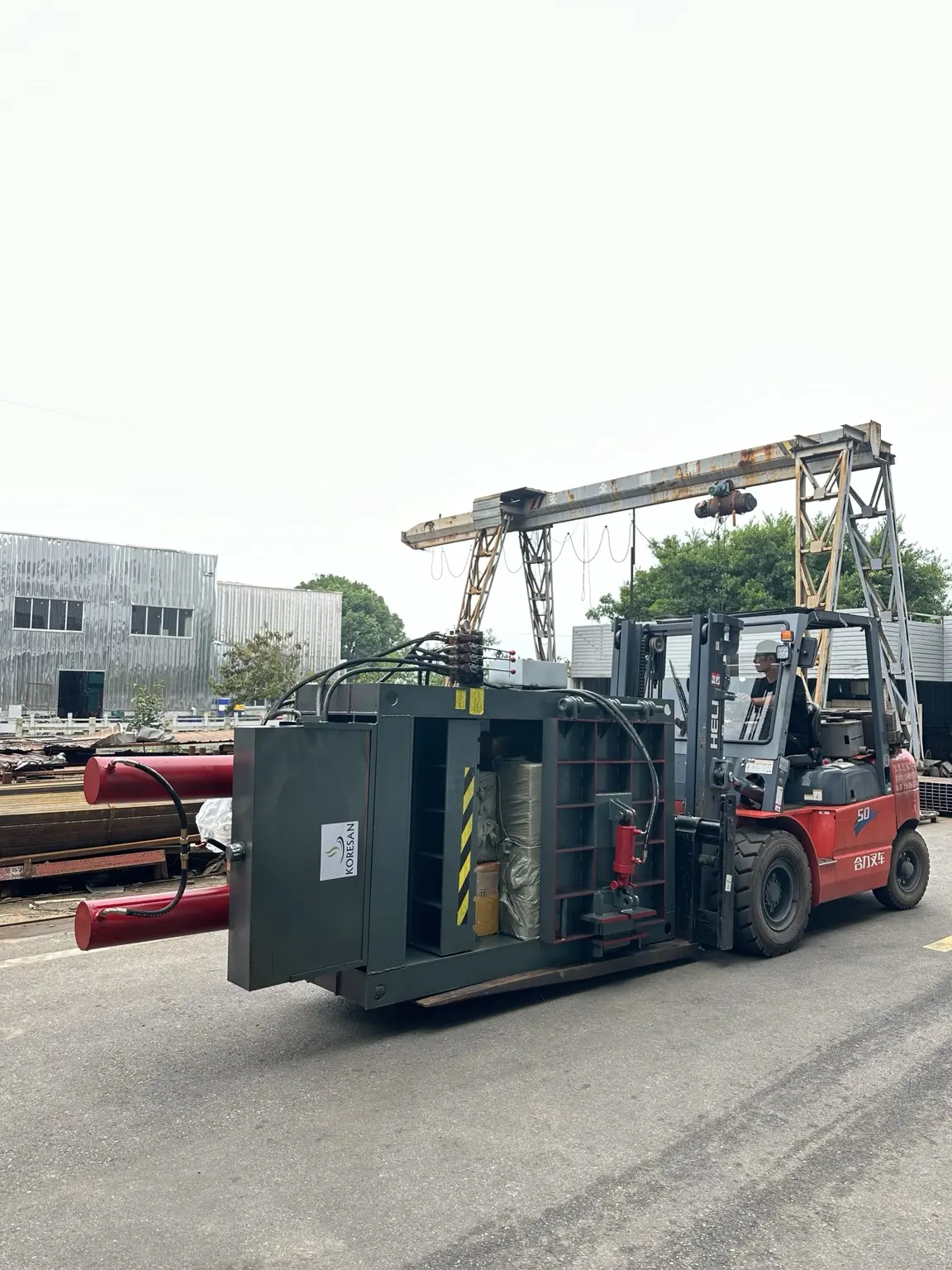Endüstriyel makine yükleme kontrolü